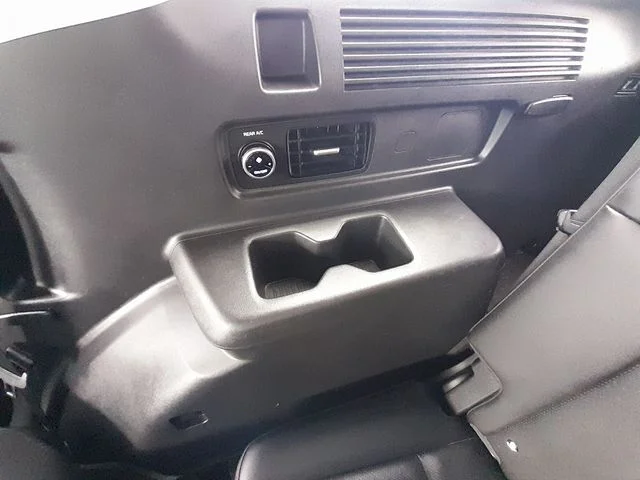 Used 2024 Green Hyundai SEL image 48