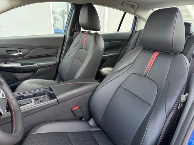 New 2026 Bluestone Pearl / Super Black Two-tone Nissan SR image 18