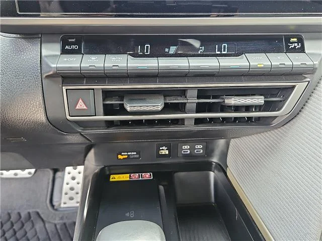 Used 2025 Underground Toyota SE image 18