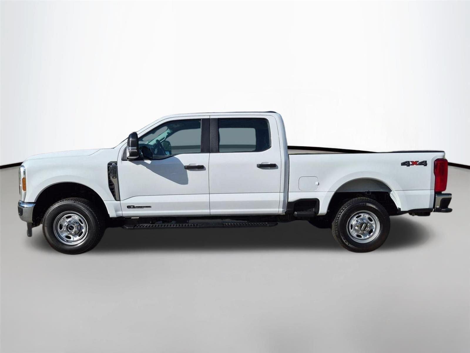 New 2026 Oxford White Ford F-250® XL image 8