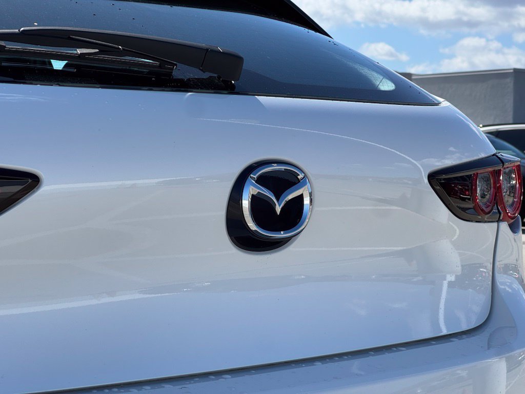 New 2026 Snowflake White Pearl Mazda 2.5 S Preferred image 23