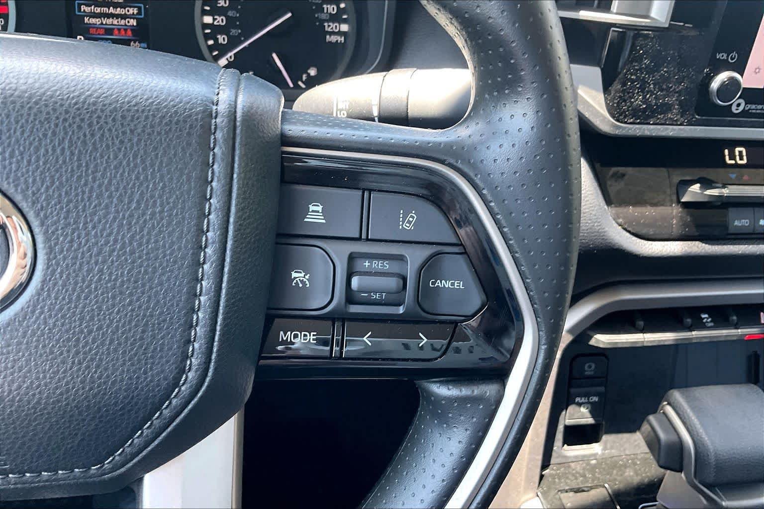 Used 2022 Magnetic Gray Metallic Toyota SR5 image 23