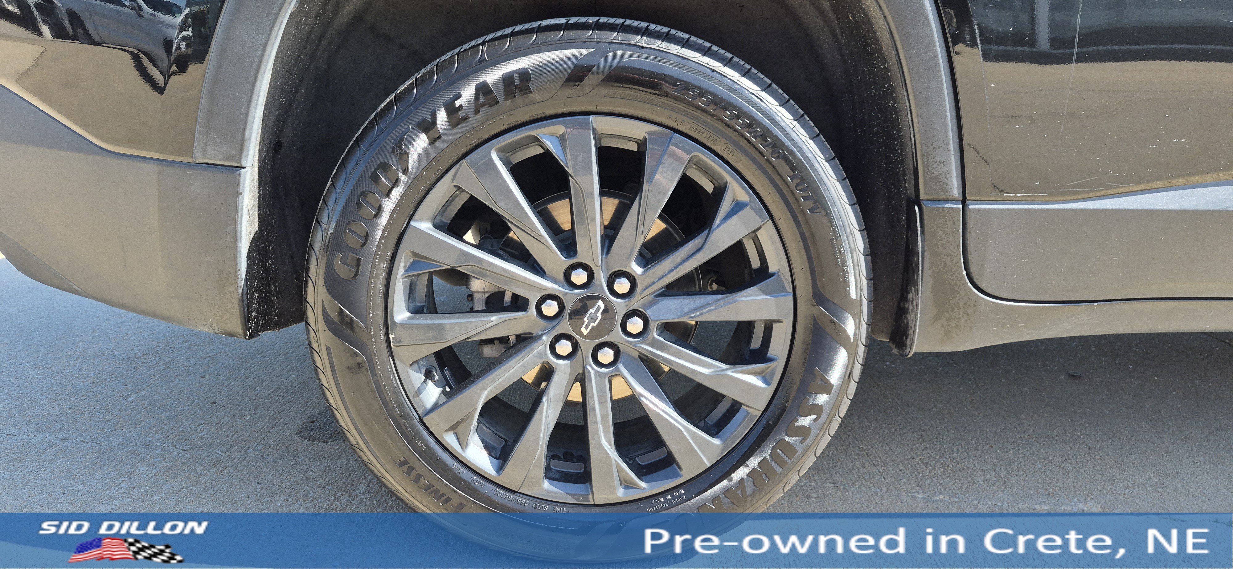 Used 2023 Mosaic Black Metallic Chevrolet RS image 12