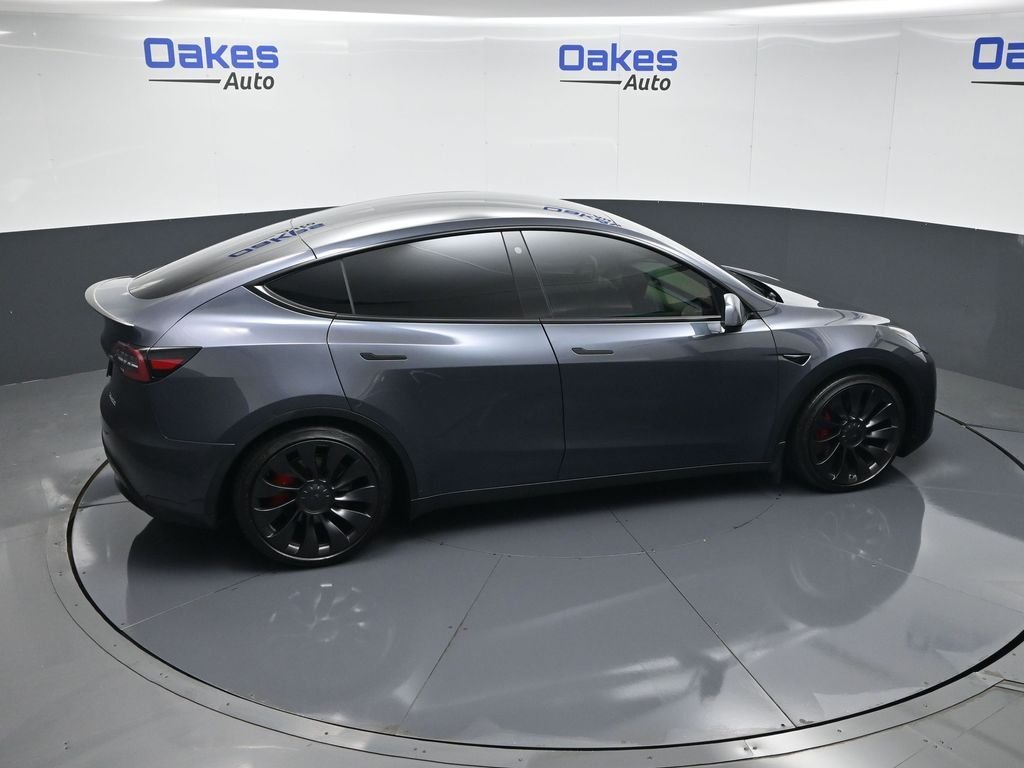 Used 2022 Midnight Silver Metallic Tesla Performance image 49