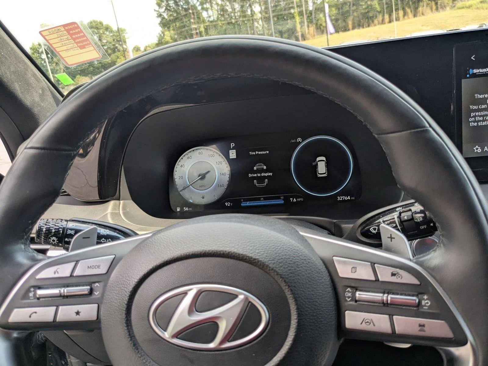 Used 2023 Robust Emerald Hyundai Calligraphy image 13