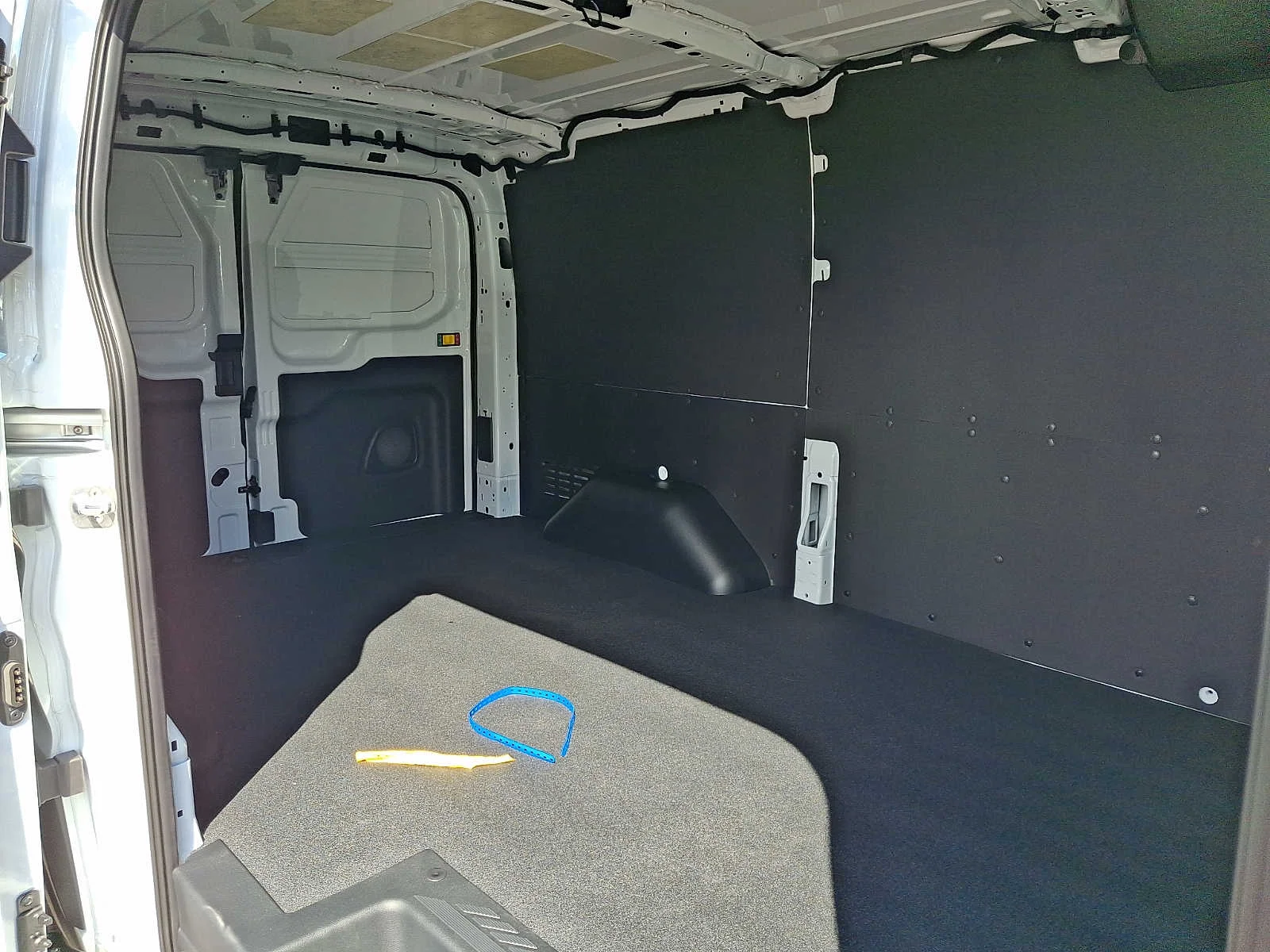 New 2026 Oxford White Ford Cargo Van image 8
