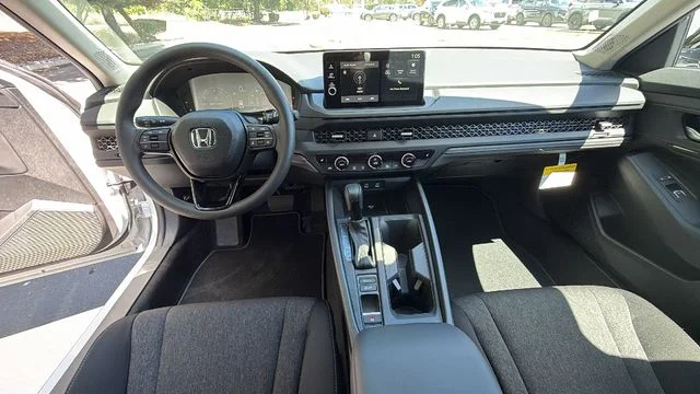 New 2026 White Honda SE image 18