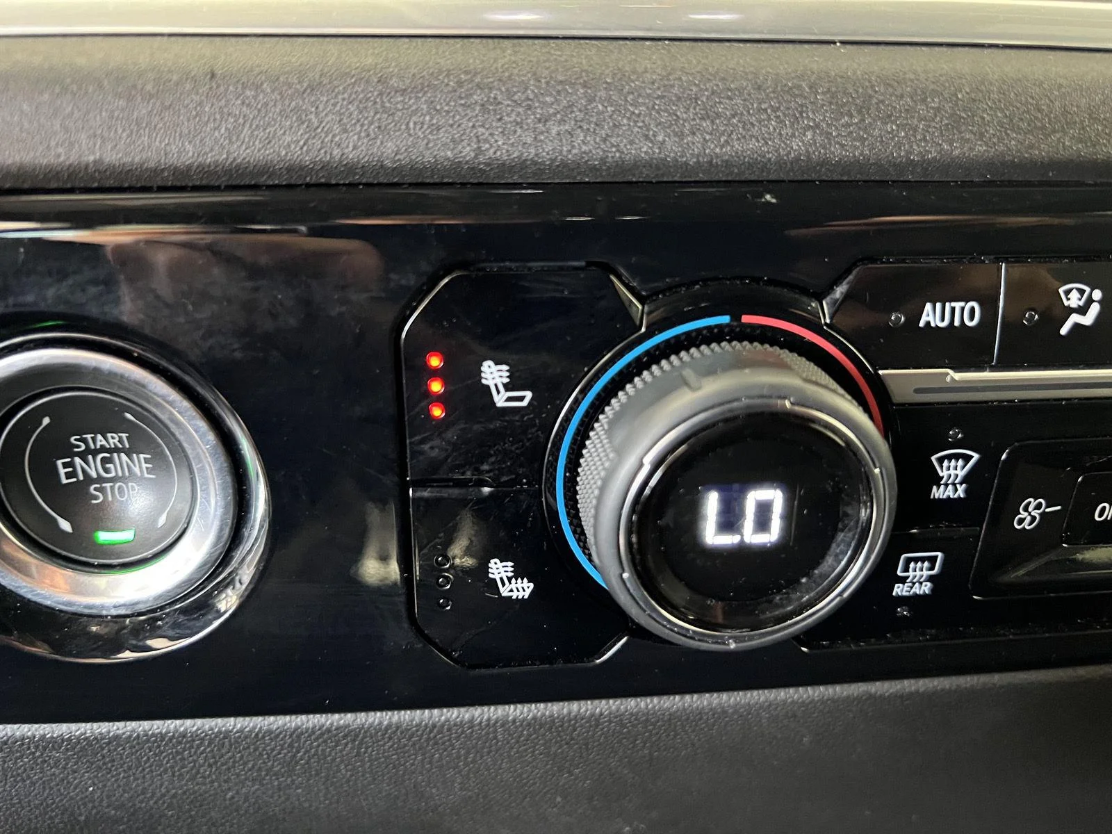 Used 2024 Slate Gray Metallic Chevrolet LT (2FL) image 18