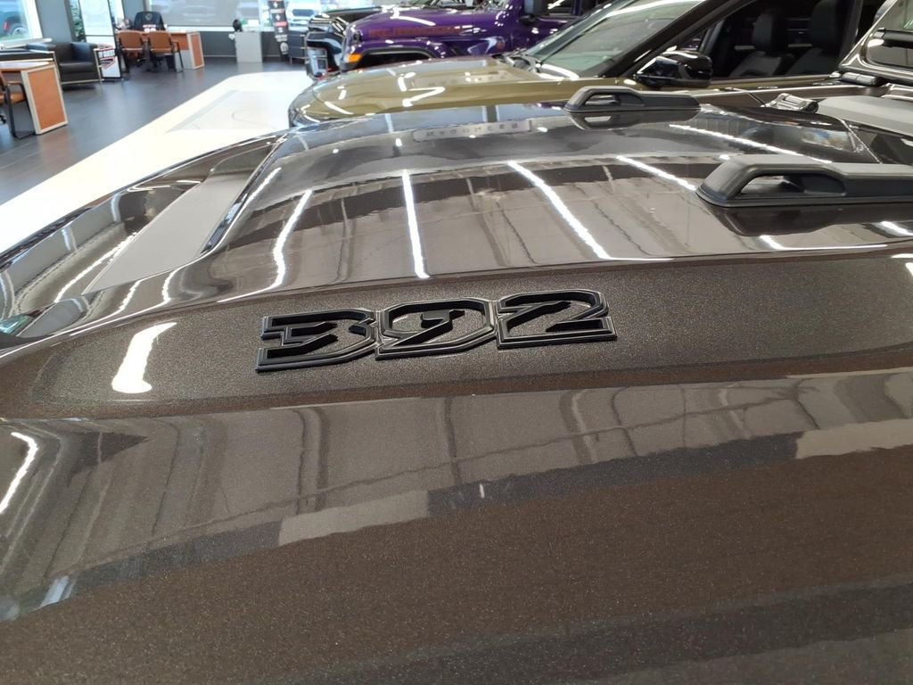 New 2026 Granite Crystal Metallic Clear-Coat Exterior Paint Jeep WILLYS 392 image 18