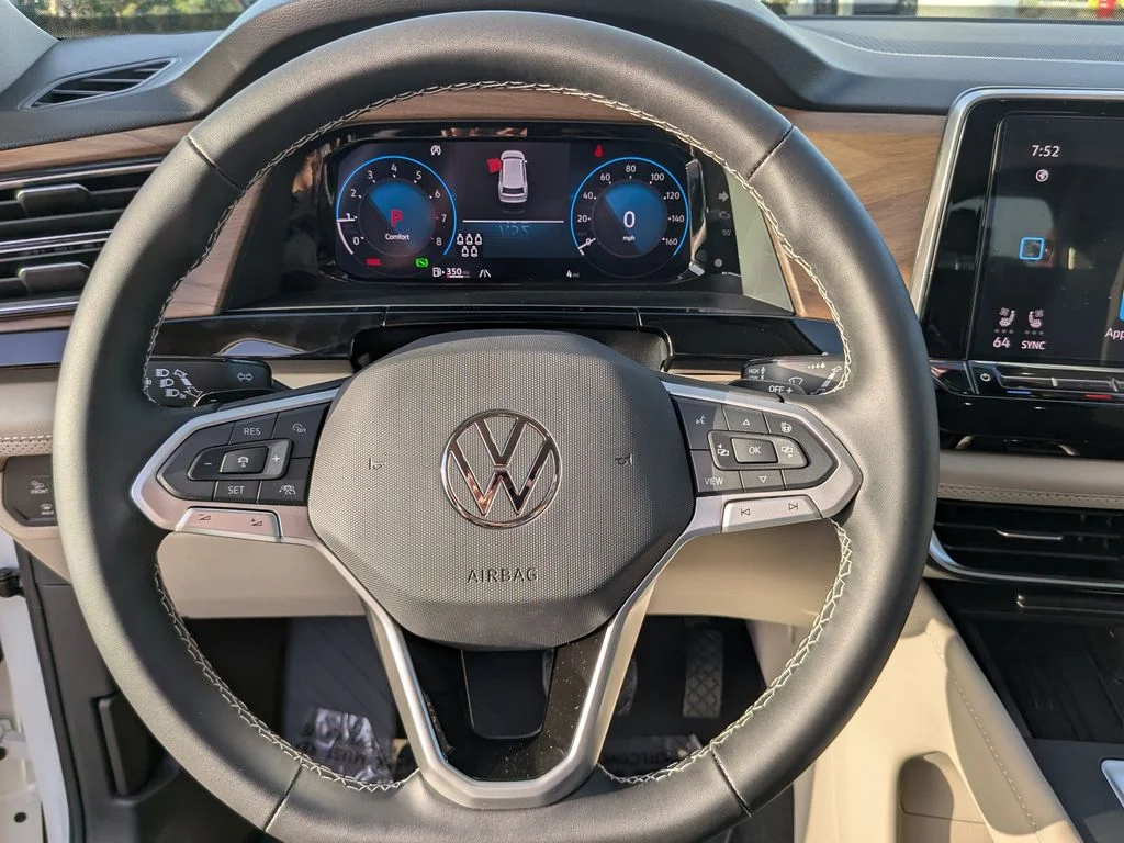New 2026 White Volkswagen 2.0T SE image 24