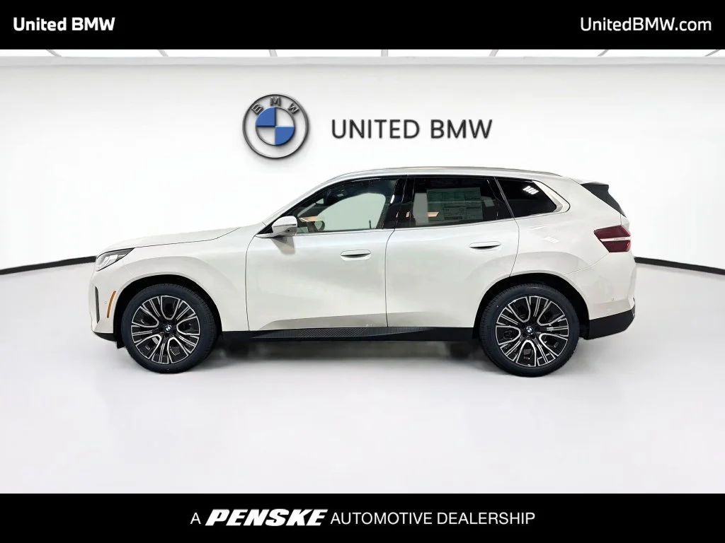 New 2026 Mineral White Metallic BMW 30 xDrive image 8