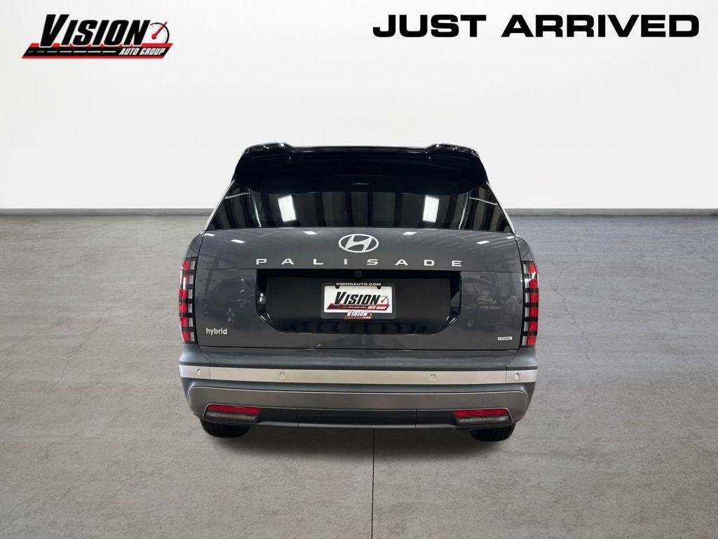 New 2026 Gray Hyundai SEL 7P image 6