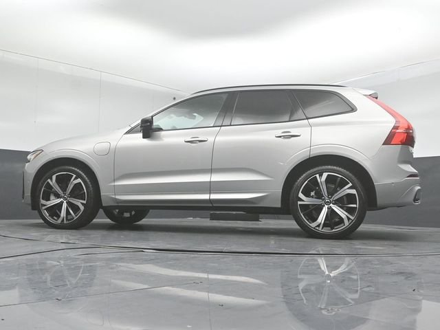 2022 VOLVO XC60 - Image 41