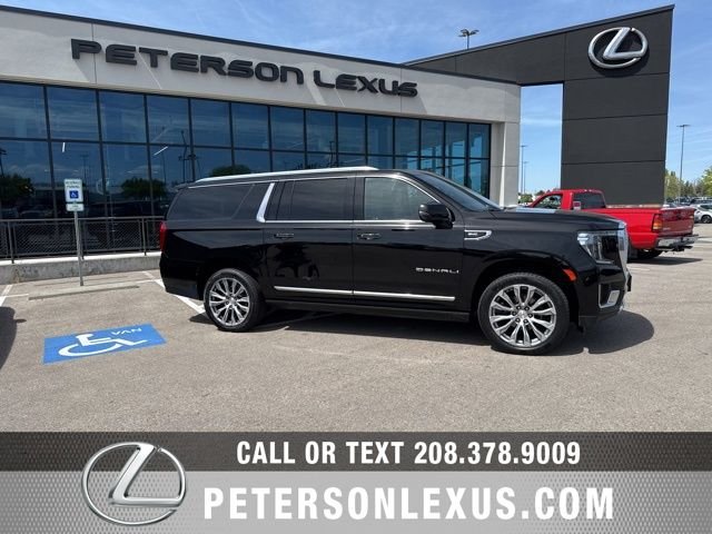 2021 GMC Yukon Denali AWD's photo