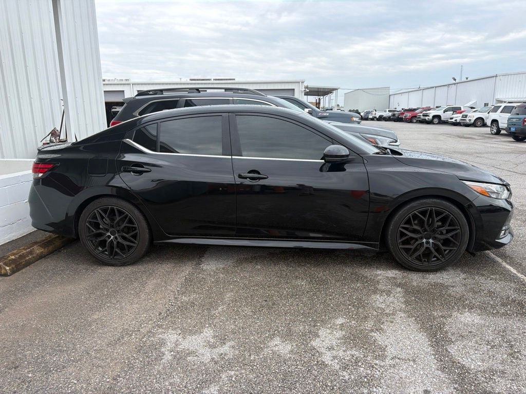 Used 2021 Black Nissan SR image 5