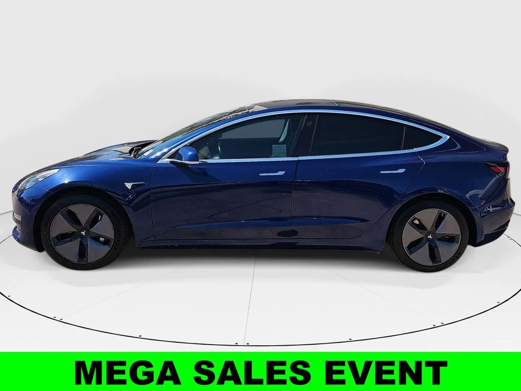 Used 2018 Blue Tesla Long Range image 6