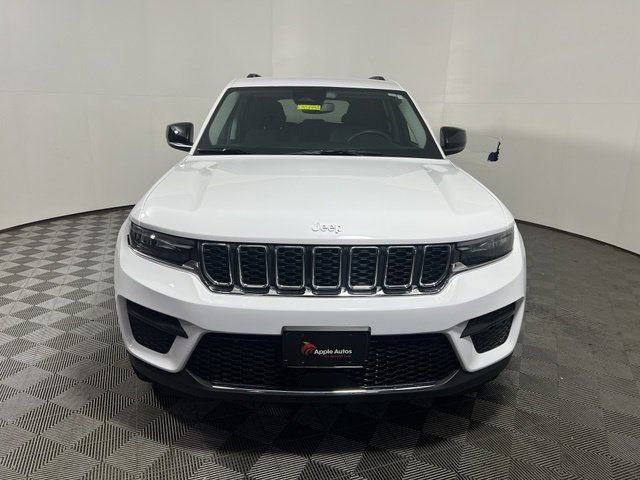 Certified 2023 Jeep Grand Cherokee Laredo with VIN 1C4RJHAG8PC628816 for sale in Shakopee, Minnesota