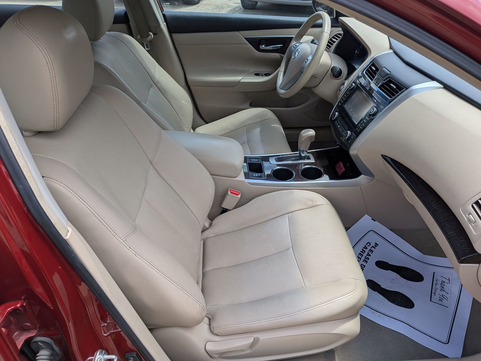Used 2013 Cayenne Red Metallic Nissan 2.5 SL image 32