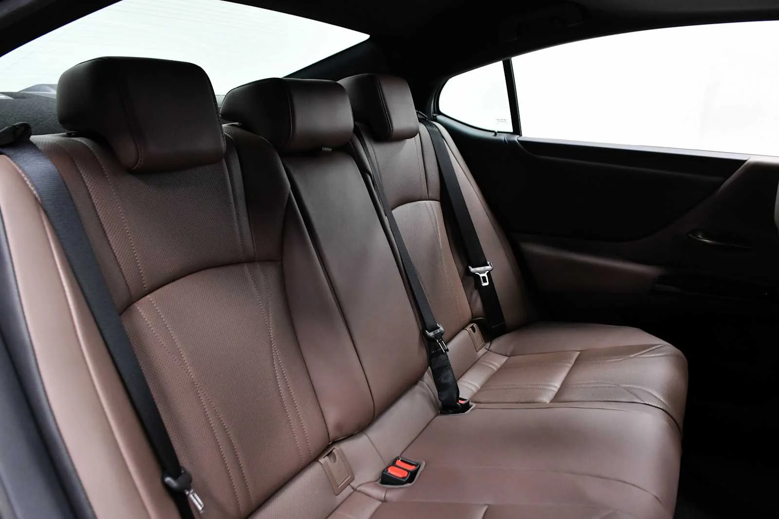 Used 2025 Nightfall Mica Lexus Luxury image 28