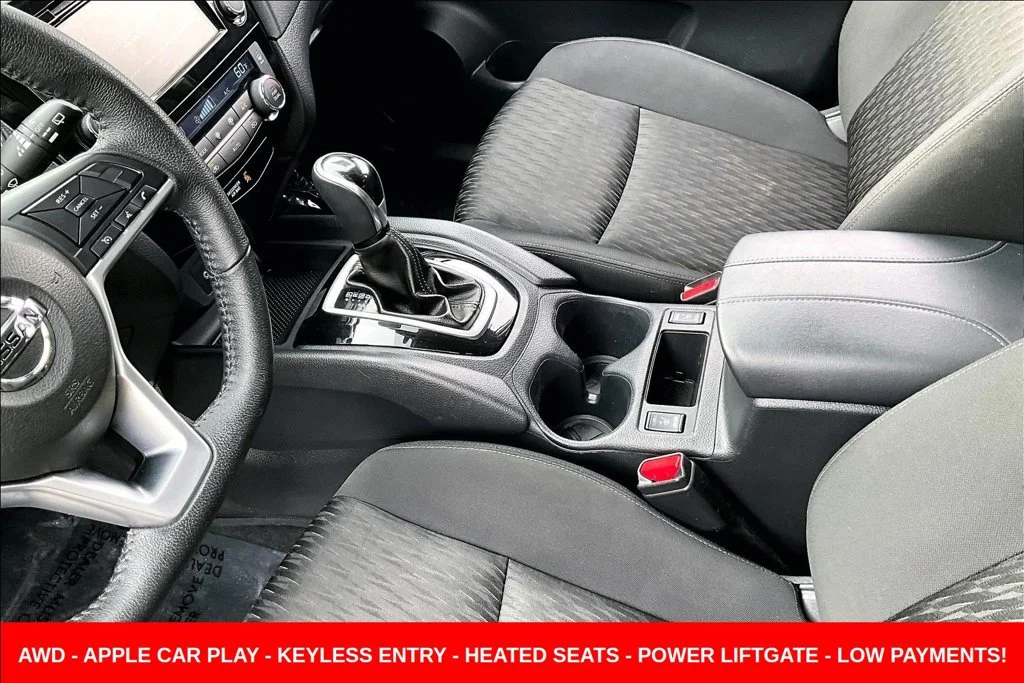Used 2019 White Nissan SV image 22