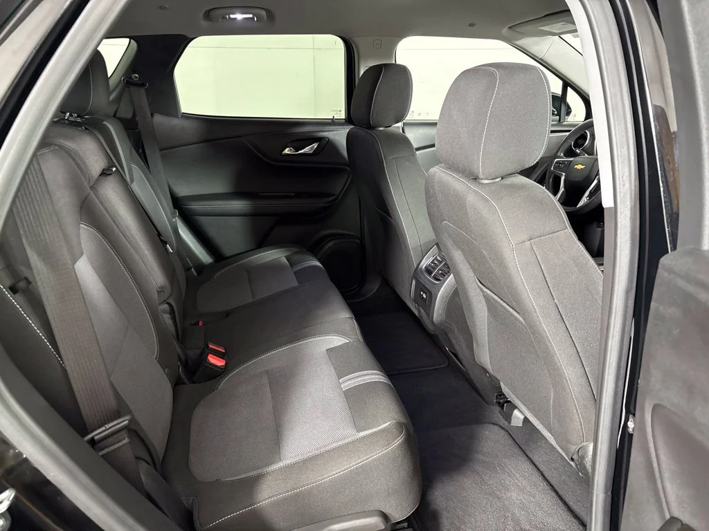 Used 2025 Black Chevrolet LT image 19