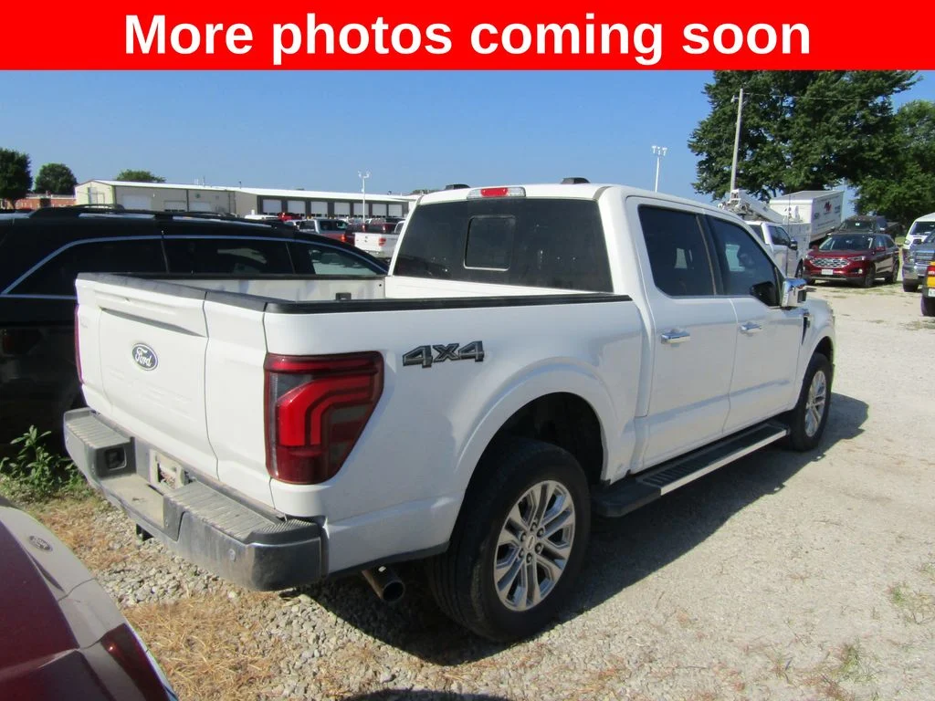 Used 2025 White Ford Lariat image 5