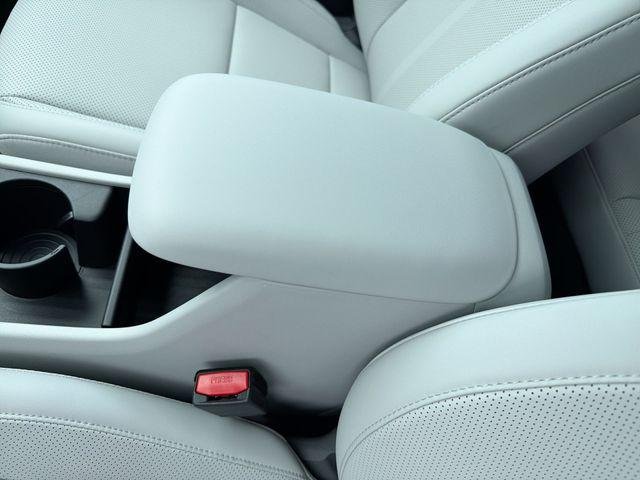 New 2026 White Hyundai Limited AWD image 24