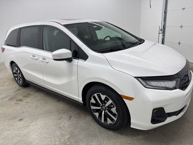 New 2026 Platinum White Pearl Honda EX-L image 3