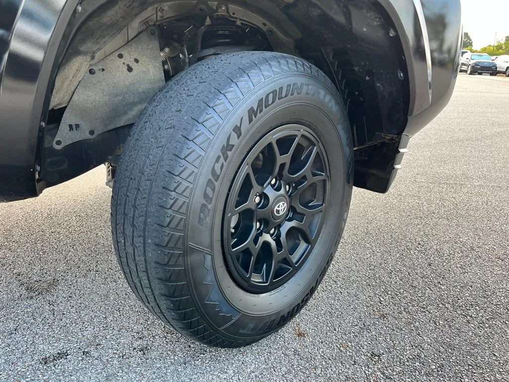Used 2022 Black Toyota SR5 image 6