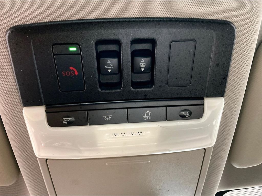 Used 2023 Gray Nissan SV image 27