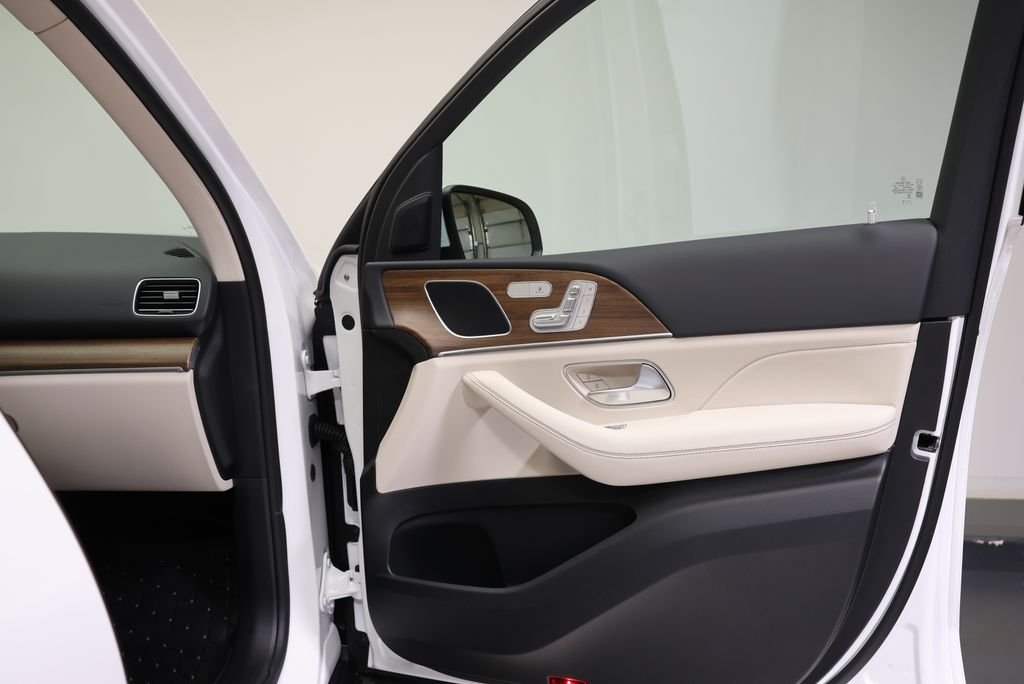 Used 2026 Polar White Mercedes-Benz GLE 350 image 46