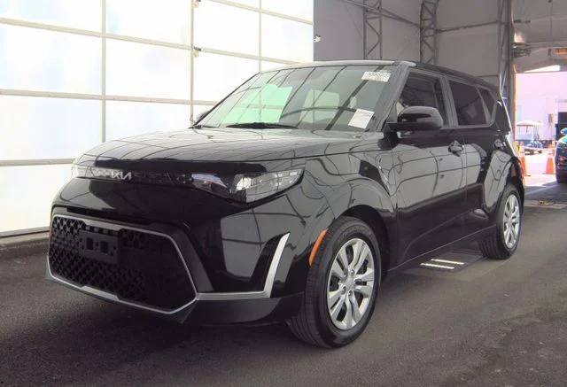 2024 Kia Soul 2.0L LX IVT's photo