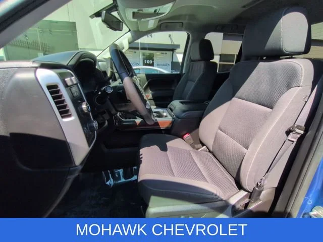 Used 2017 Blue GMC SLE image 18