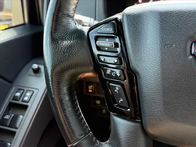 Used 2022 Blue Nissan PRO-4X image 19