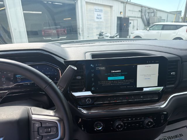 Used 2024 White Chevrolet LT image 20
