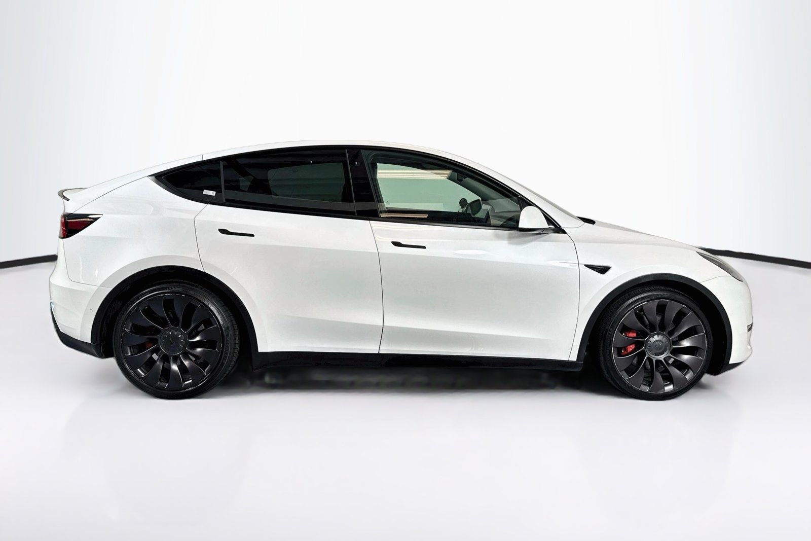 Used 2021 Pearl White Multi-Coat Tesla Performance image 4