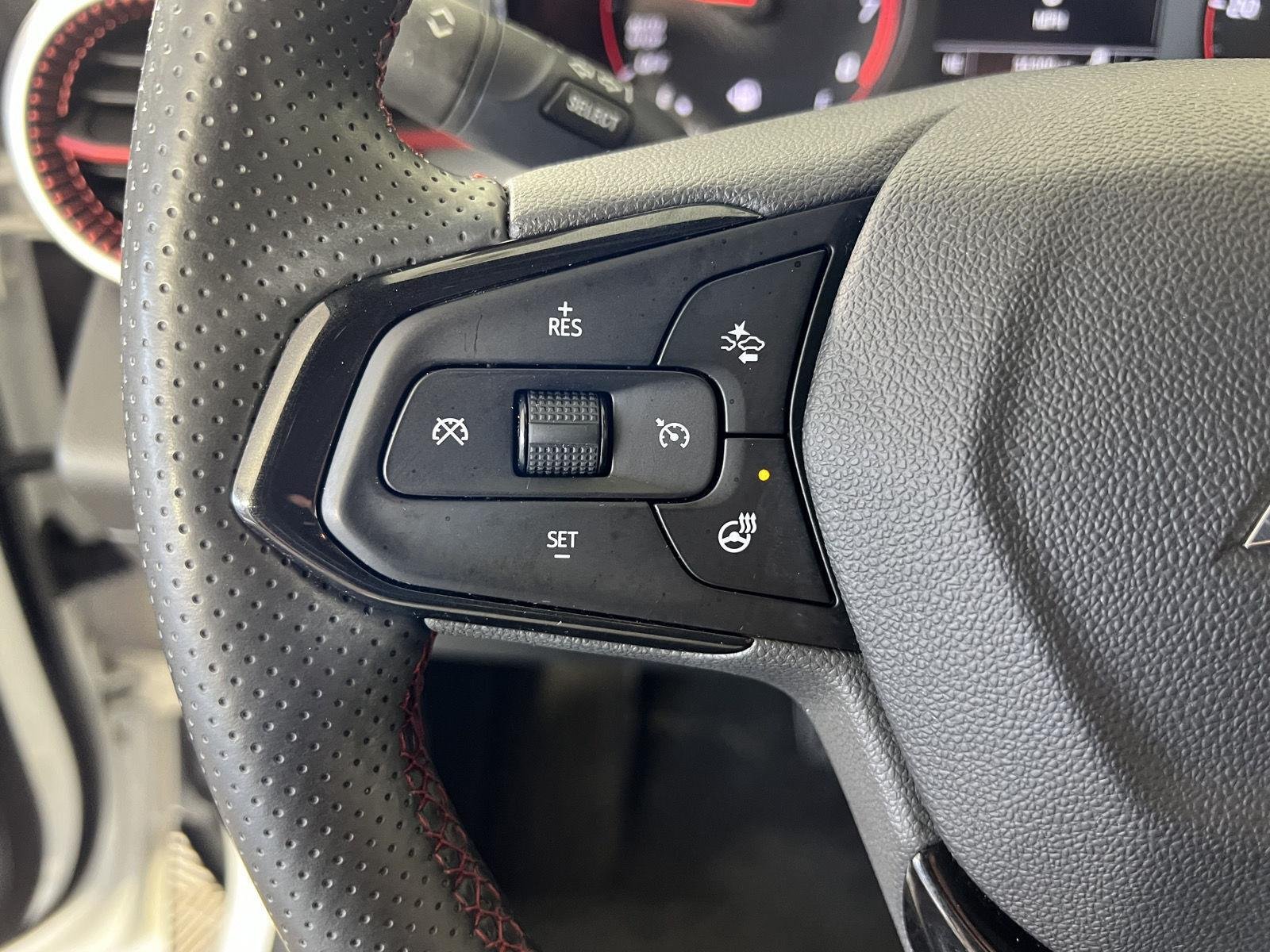 Used 2024 Summit White Chevrolet 1RS image 9