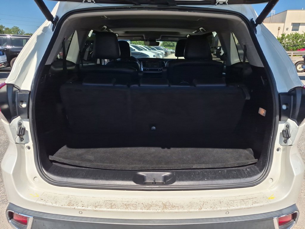 Used 2017 White Toyota Limited image 27