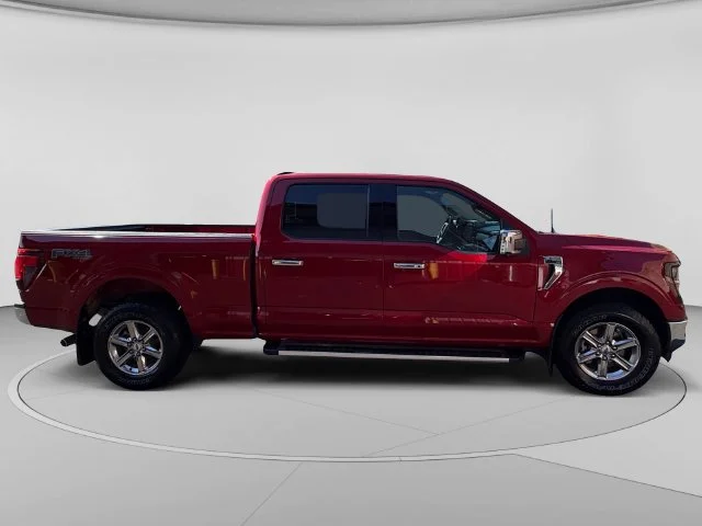 Used 2024  Ford XLT image 6