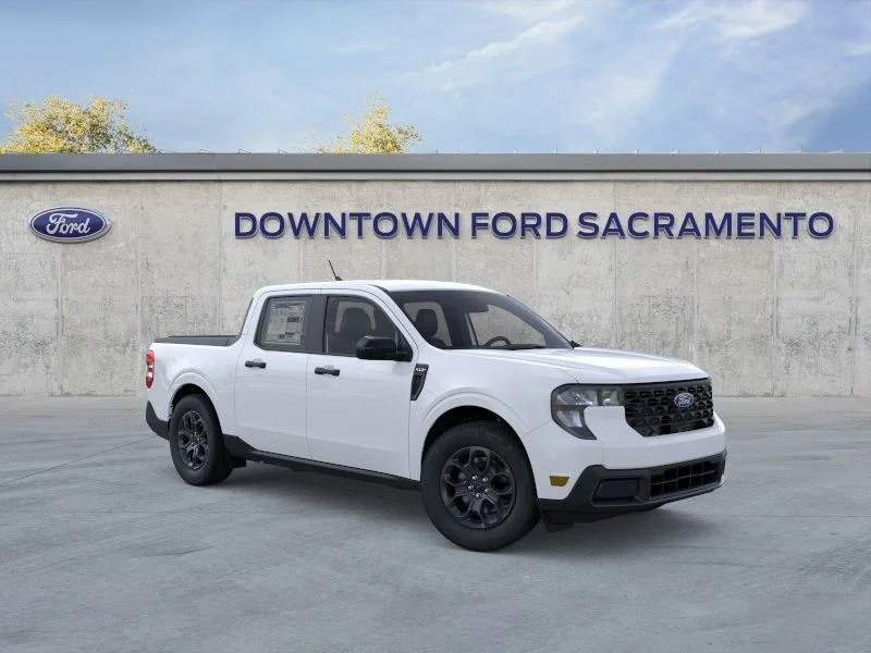New 2025 White Ford XLT image 8