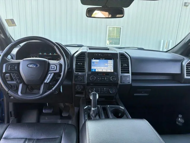 Used 2018 Lightning Blue Ford XLT image 13