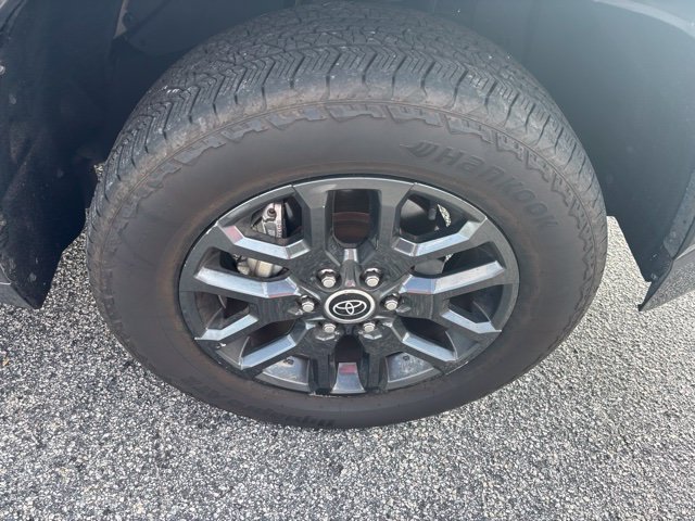 Used 2022 Gray Toyota Platinum image 7