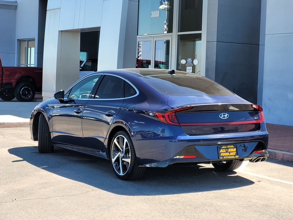 Used 2022 Blue Hyundai SEL Plus image 6