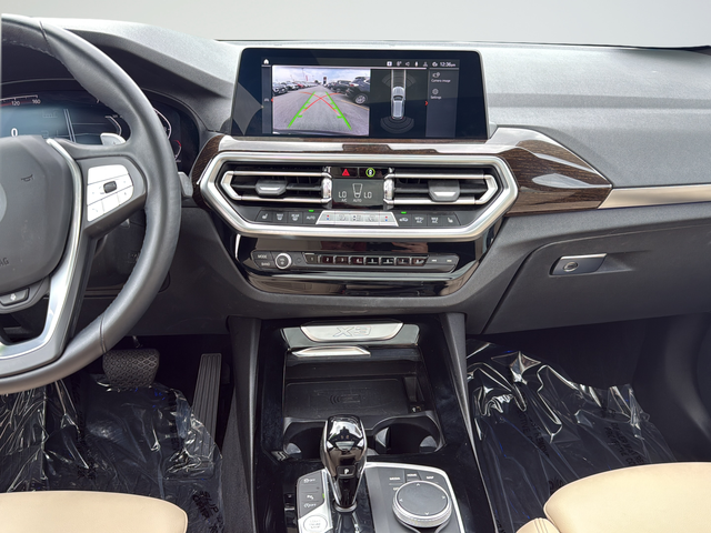 Used 2023 Gray BMW xDrive30i image 20