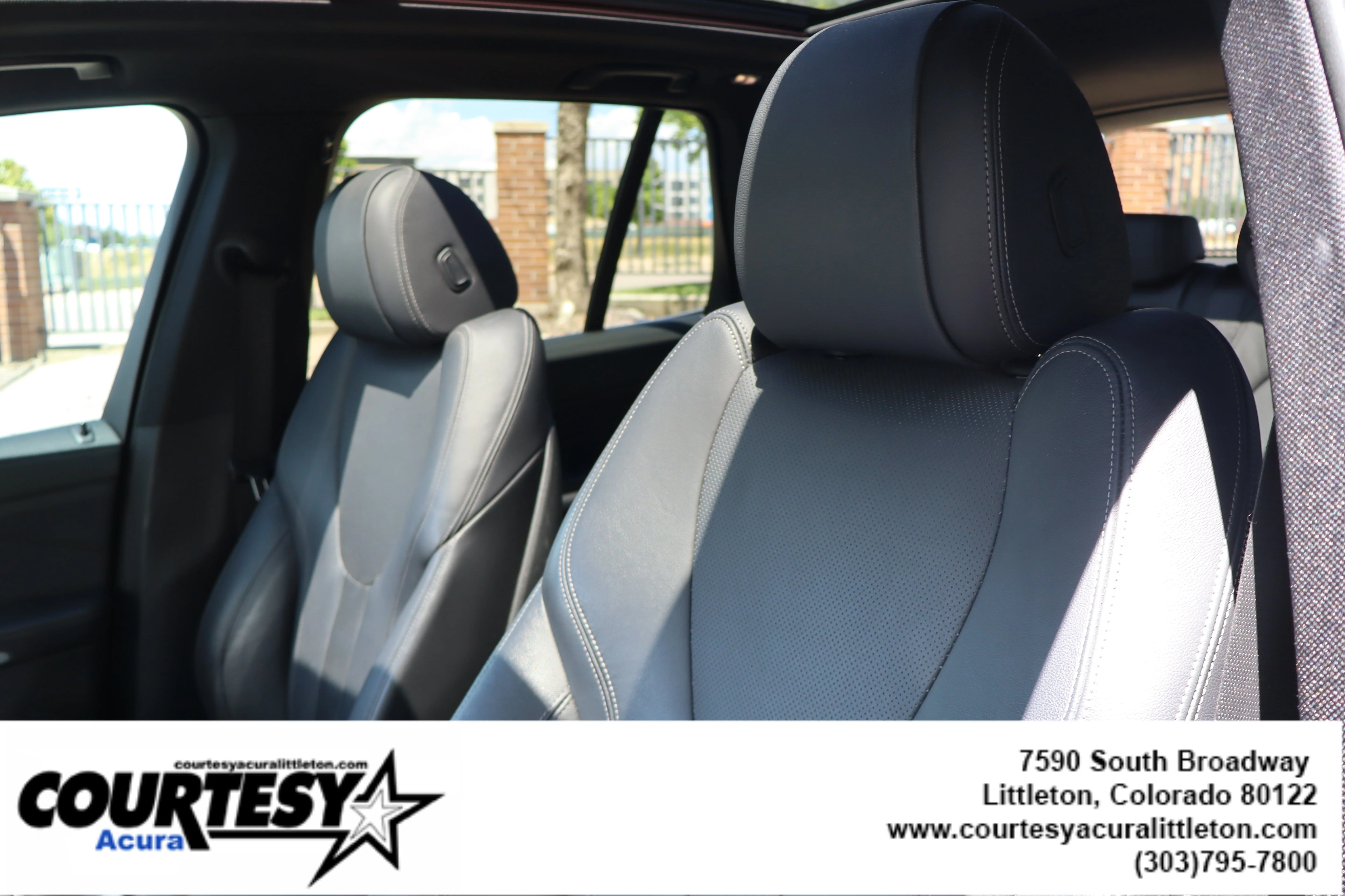 Used 2020 Jet Black BMW xDrive40i image 22