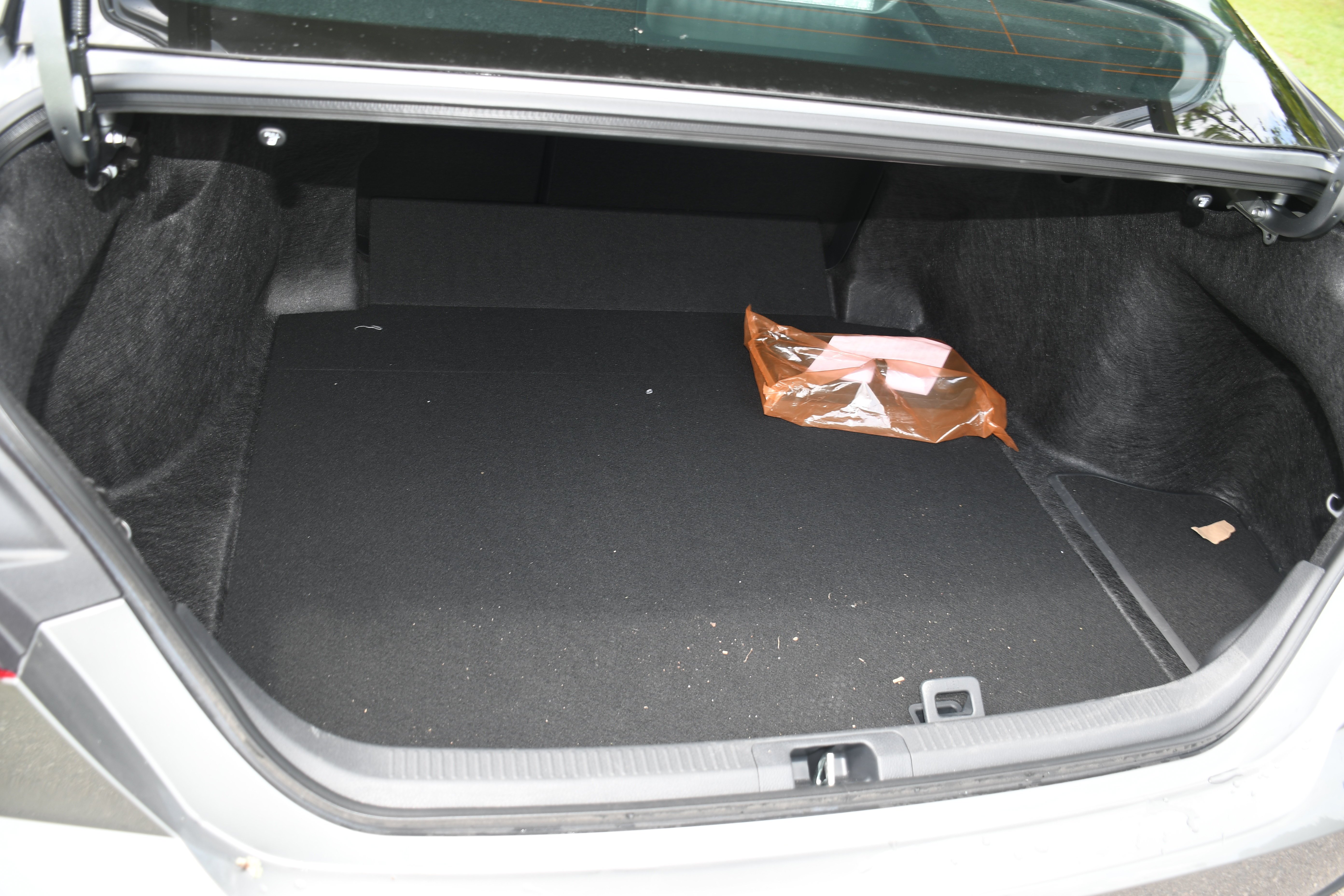 Used 2026  Toyota SE image 16