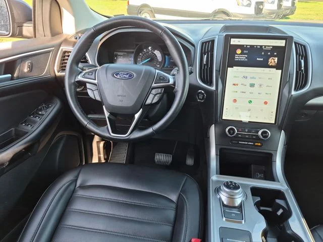 Used 2024 Gray Ford SEL image 30