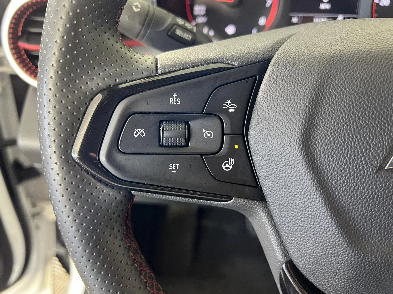 Used 2024 Summit White Chevrolet 1RS image 9