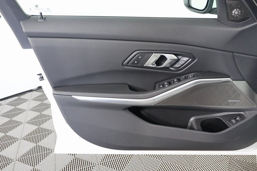 New 2026 Alpine White BMW 330i image 7