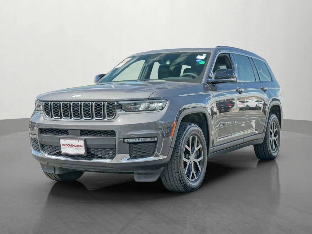 Used 2024 Baltic Gray Metallic Clearcoat Jeep Limited image 3